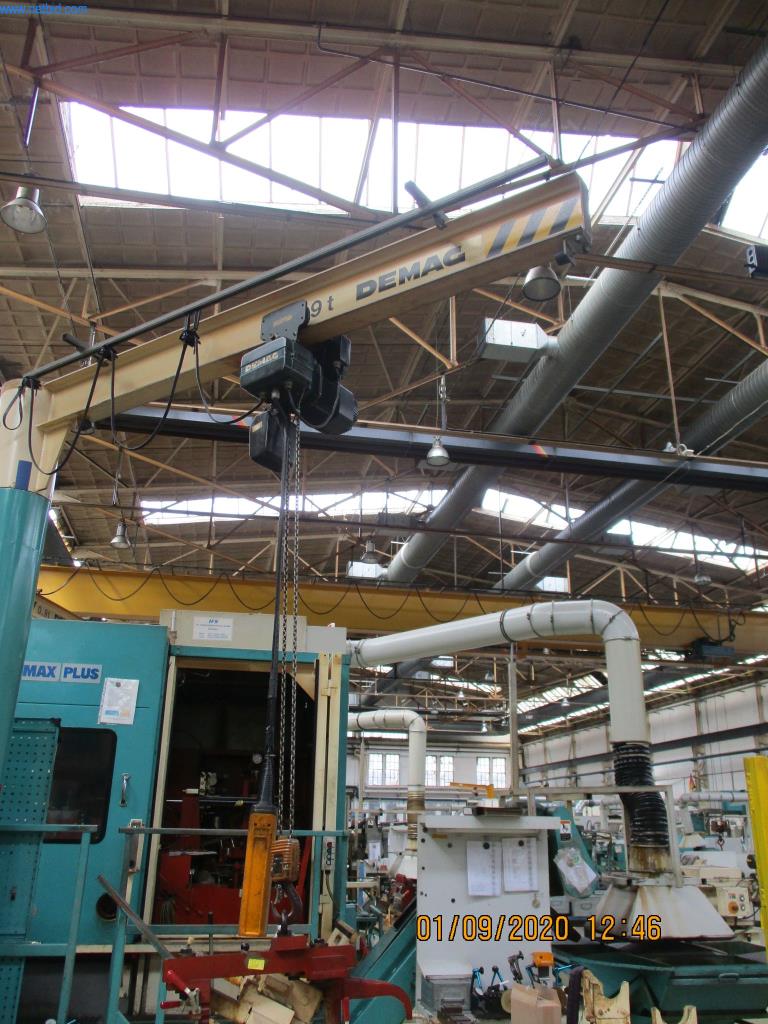 Máquinas para la fabricación de tornillos, pernos y elementos de fijación-2