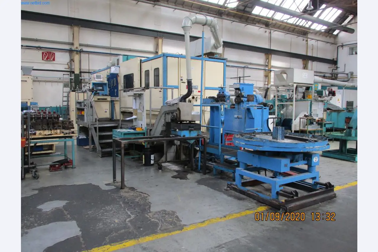 Stroje na výrobu šroubů, svorníků a spojovacího materiálu-1