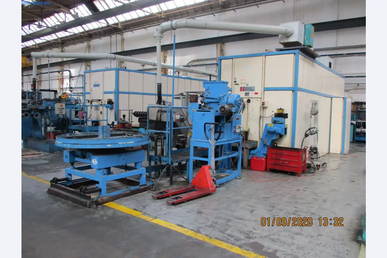 Stroje na výrobu šroubů, svorníků a spojovacího materiálu-2