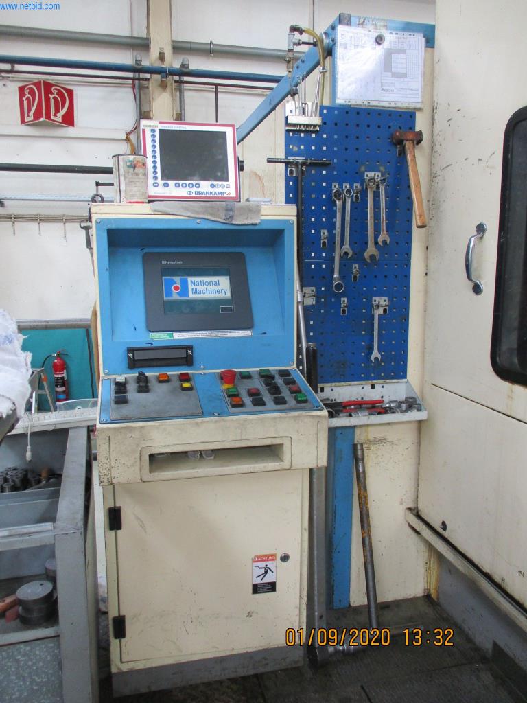 Máquinas para la fabricación de tornillos, pernos y elementos de fijación-3