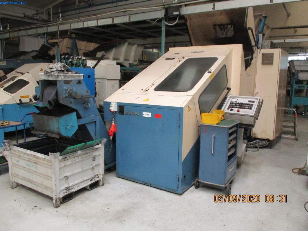 Máquinas para la fabricación de tornillos, pernos y elementos de fijación-1