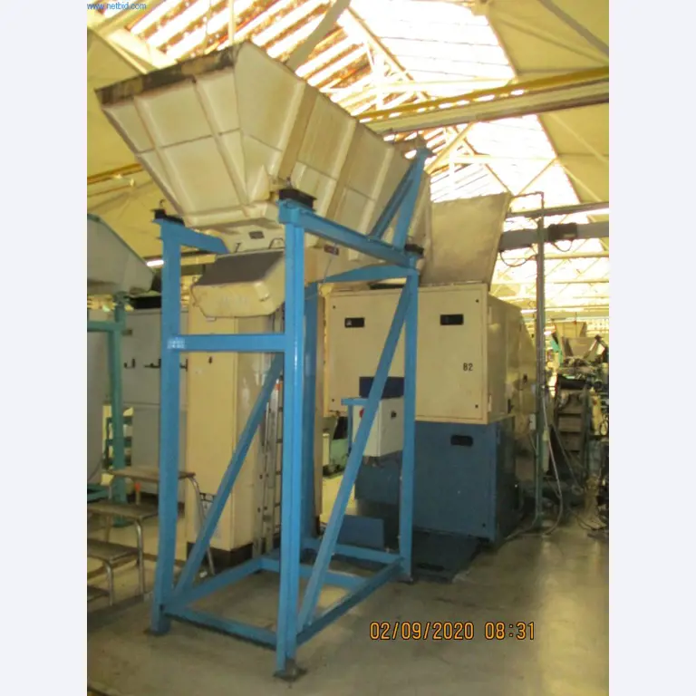 Máquinas para a produção de parafusos, cavilhas e elementos de fixação-3