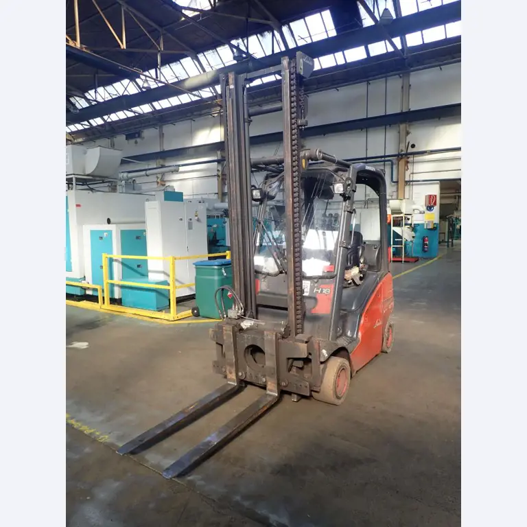 Máquinas para a produção de parafusos, cavilhas e elementos de fixação-1