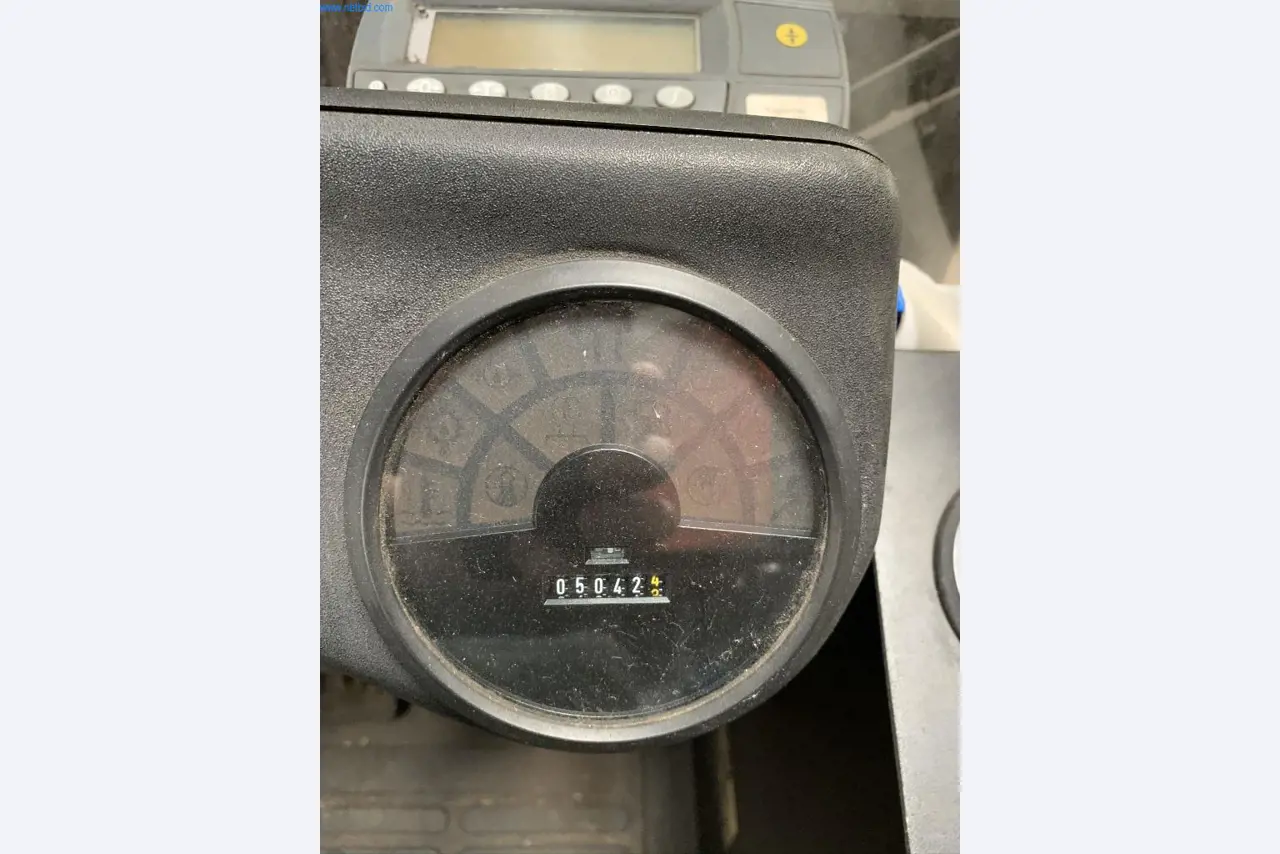 Máquinas para la fabricación de tornillos, pernos y elementos de fijación-7