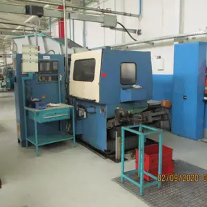 1  Torno automático CNC