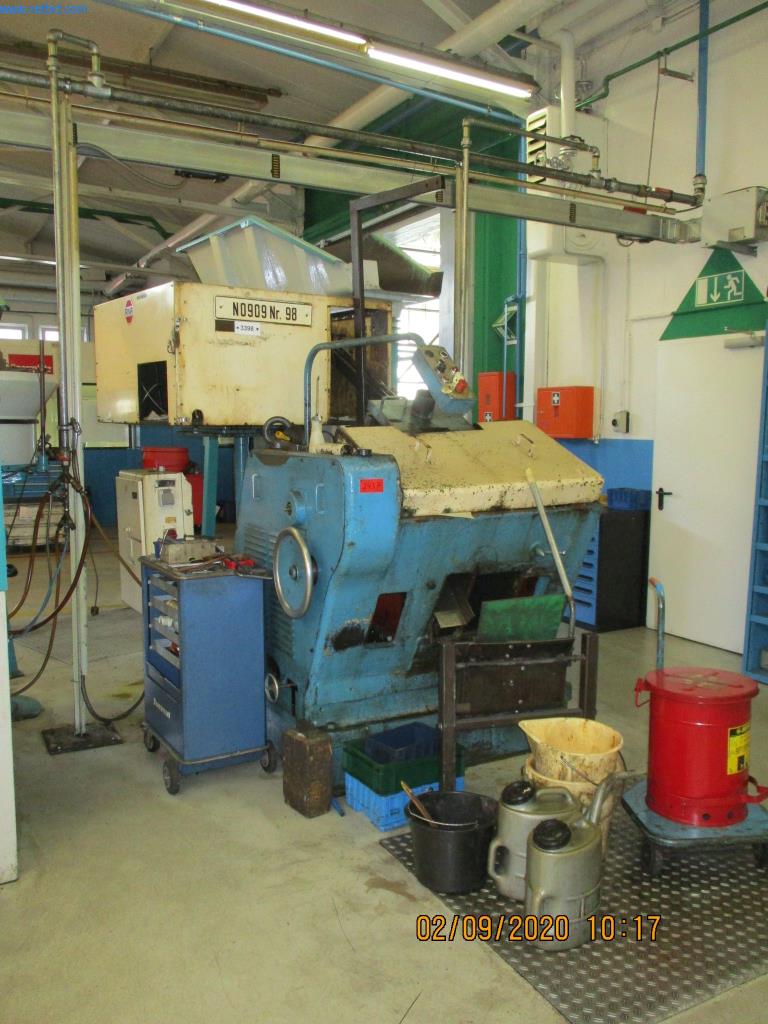 Máquinas para la fabricación de tornillos, pernos y elementos de fijación-1