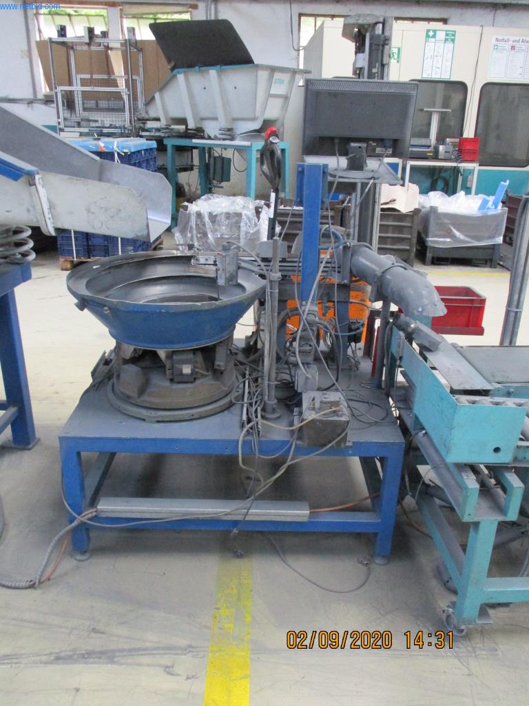 Máquinas para la fabricación de tornillos, pernos y elementos de fijación-2