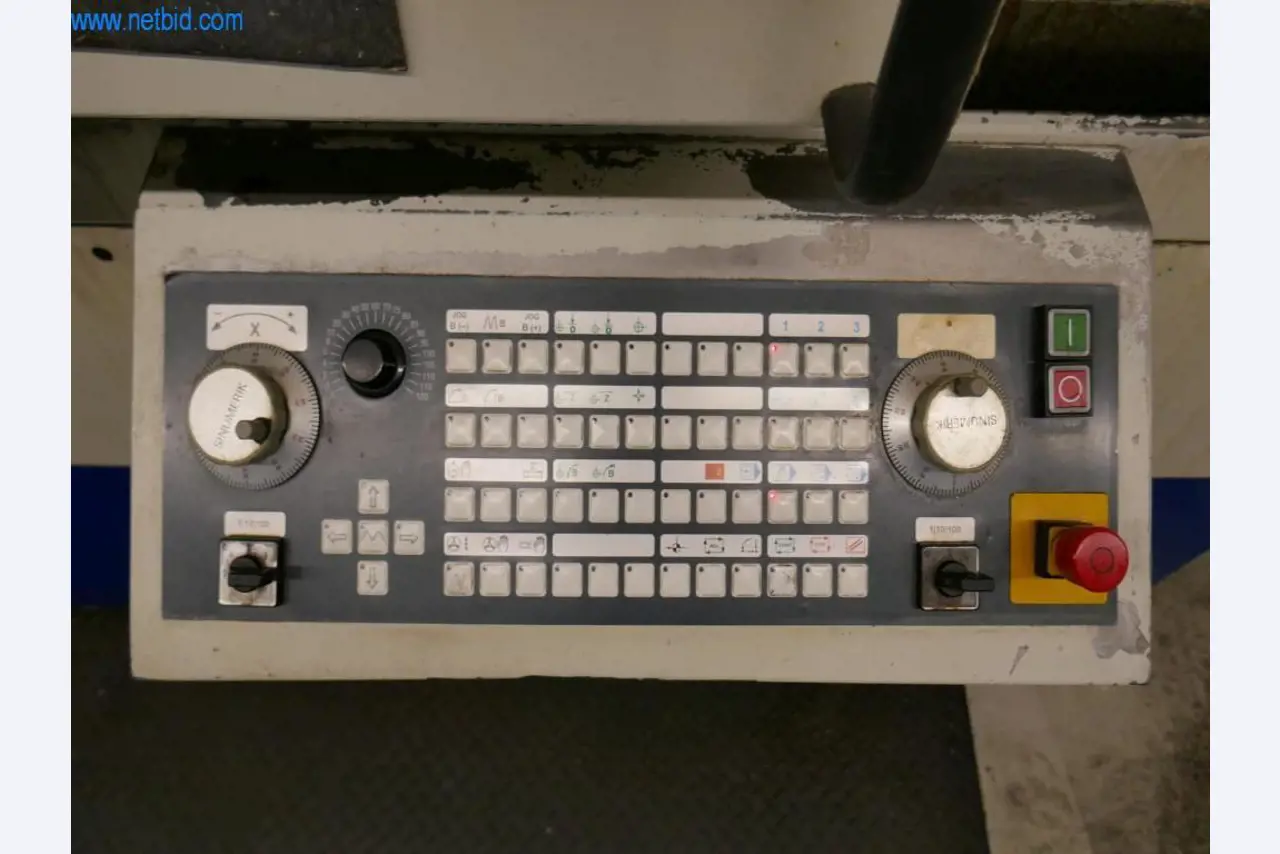 Stroje na výrobu šroubů, svorníků a spojovacího materiálu-5