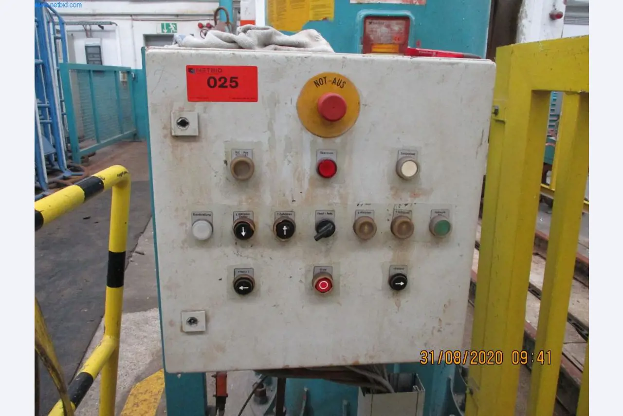 Maszyny do produkcji wkrętów, śrub i elementów złącznych-2