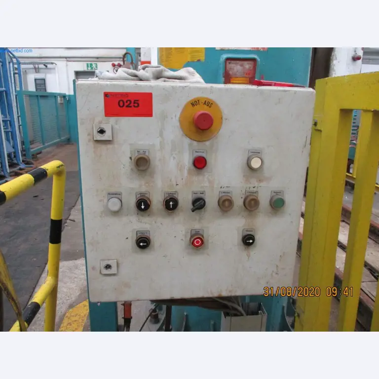 Maszyny do produkcji wkrętów, śrub i elementów złącznych-2