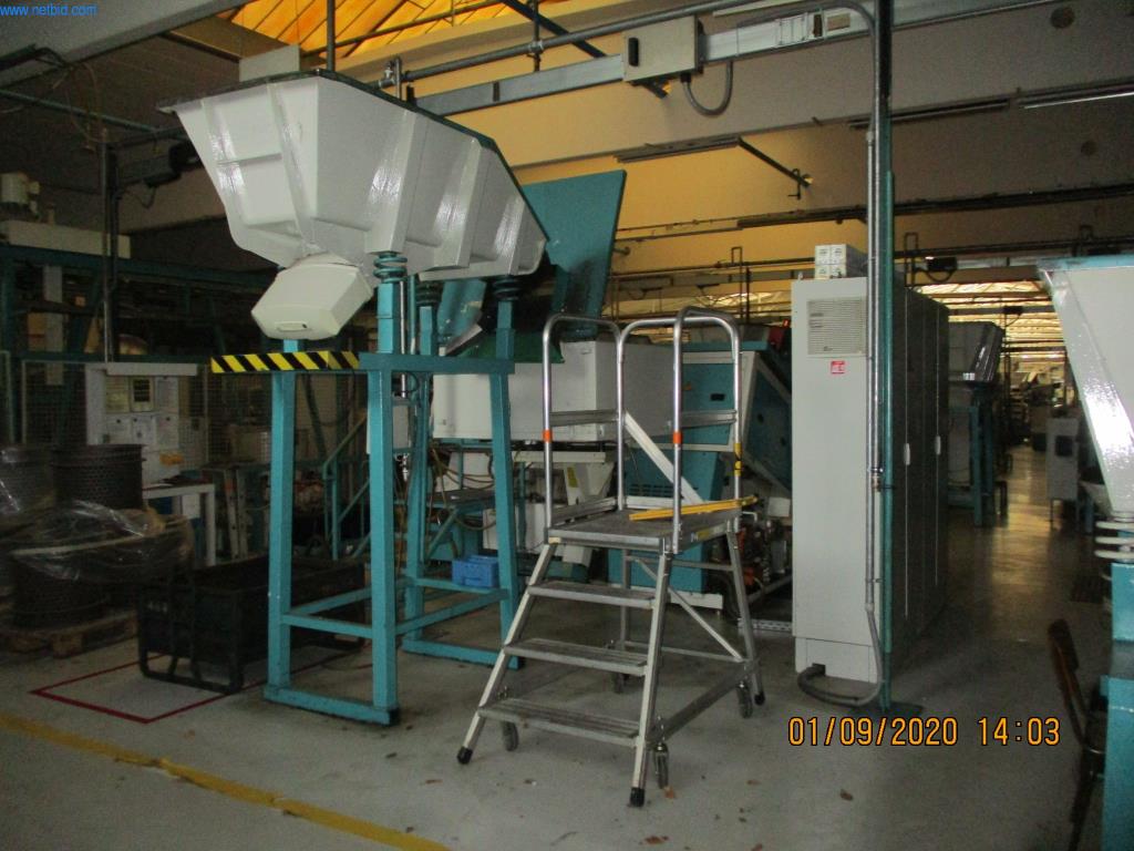 Máquinas para la fabricación de tornillos, pernos y elementos de fijación-3