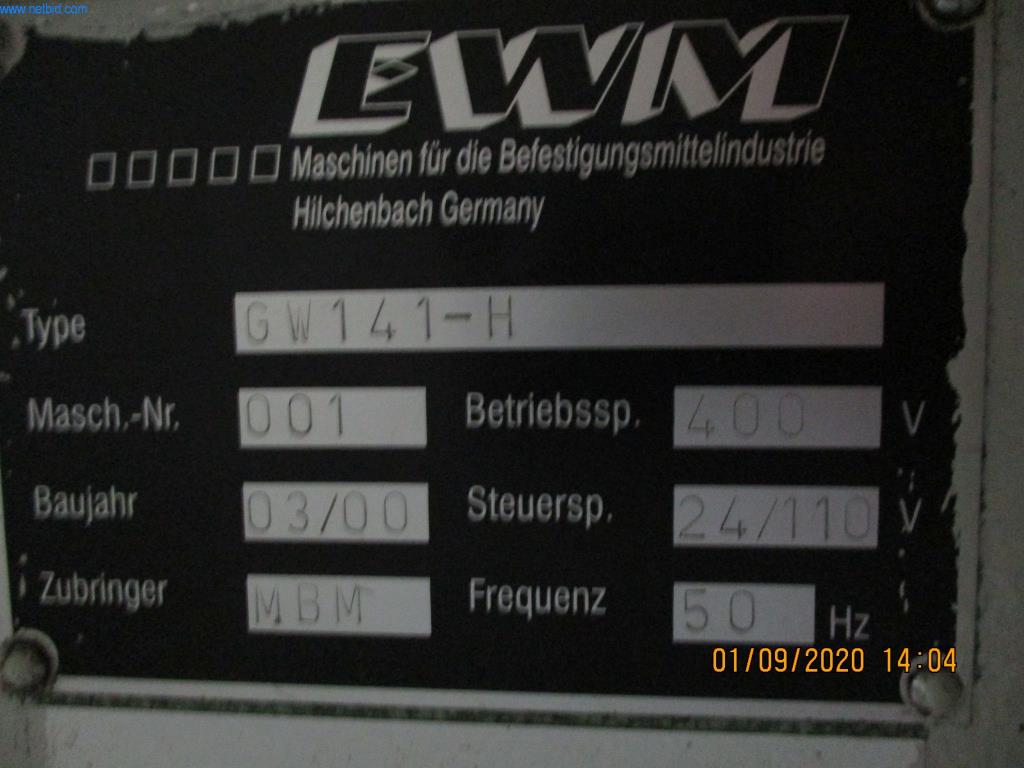 Máquinas para la fabricación de tornillos, pernos y elementos de fijación-8