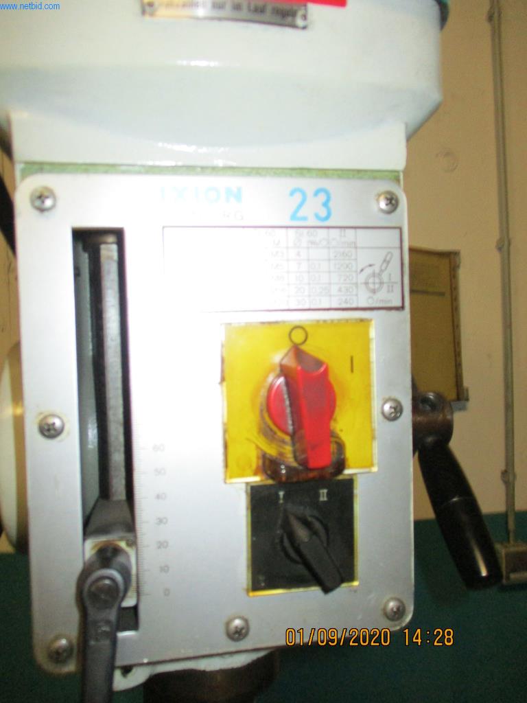 Máquinas para la fabricación de tornillos, pernos y elementos de fijación-2