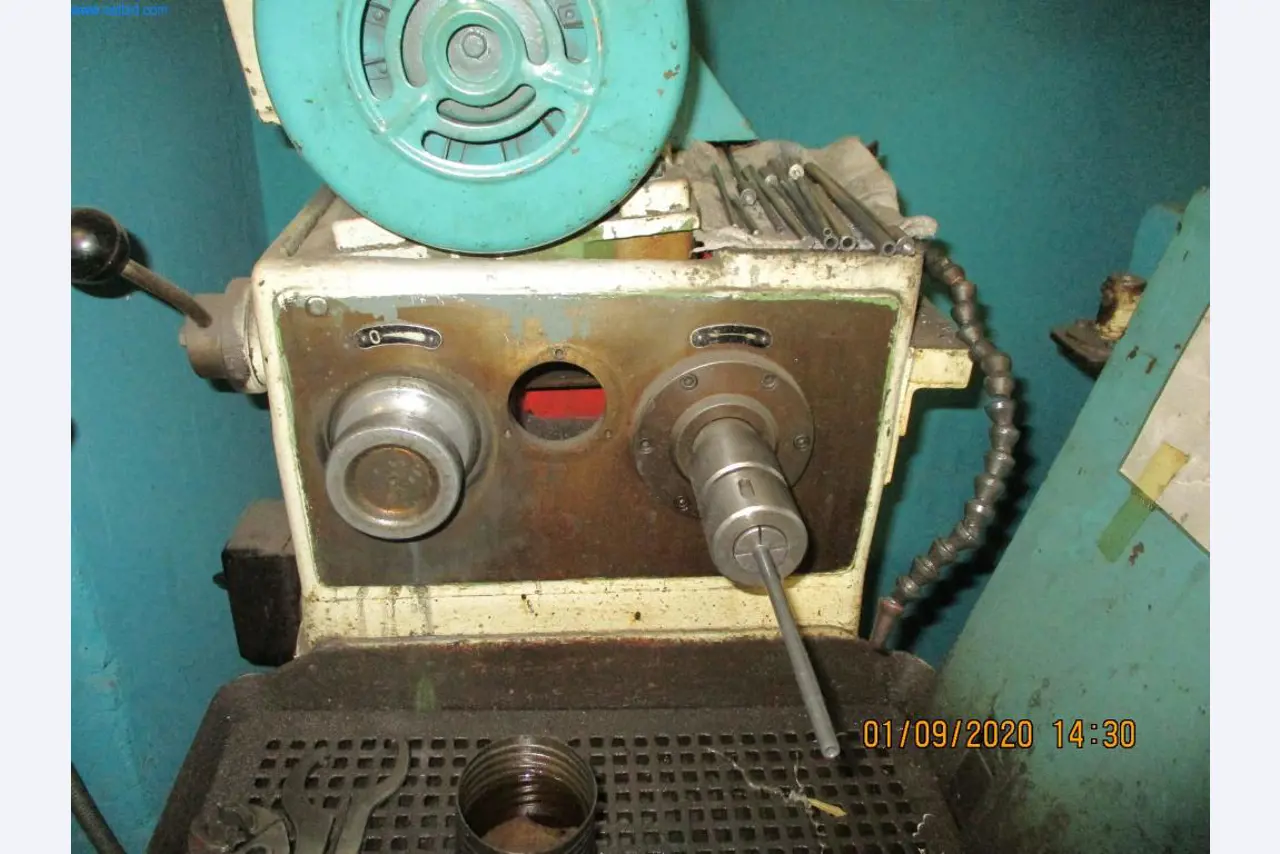 Machines voor de productie van schroeven, bouten en bevestigingsmiddelen-2