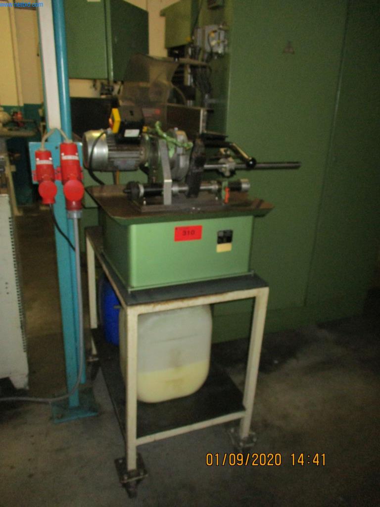 Máquinas para la fabricación de tornillos, pernos y elementos de fijación-1