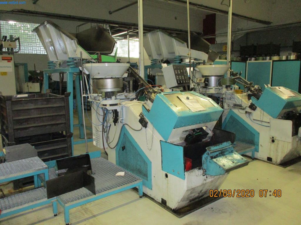 Máquinas para la fabricación de tornillos, pernos y elementos de fijación-2