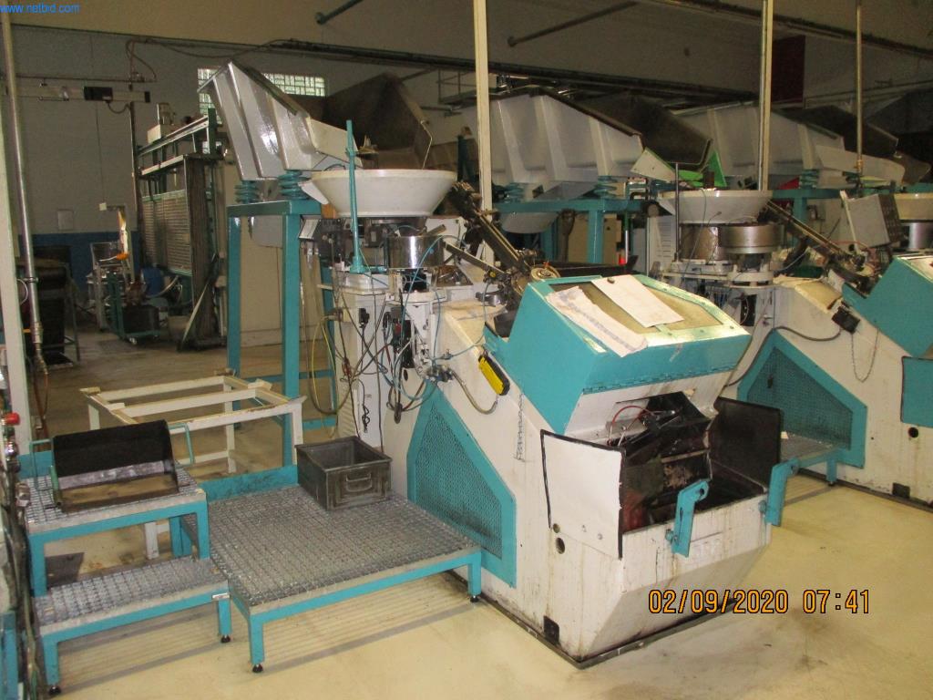 Máquinas para la fabricación de tornillos, pernos y elementos de fijación-2