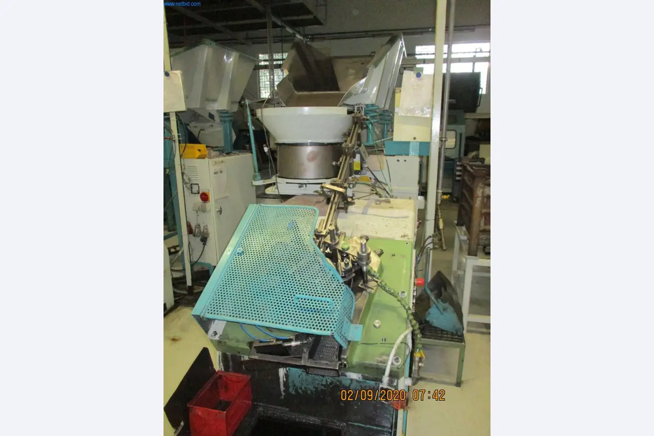 Maschinen zur Herstellung von Schrauben, Bolzen und Befestigungsmitteln-3