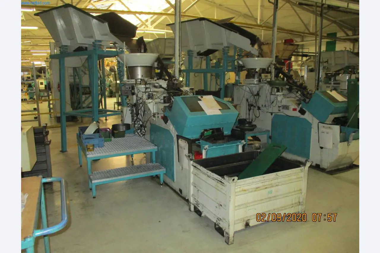 Maschinen zur Herstellung von Schrauben, Bolzen und Befestigungsmitteln-1