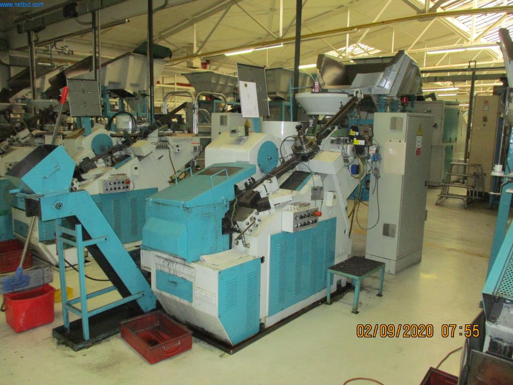 Máquinas para la fabricación de tornillos, pernos y elementos de fijación-2