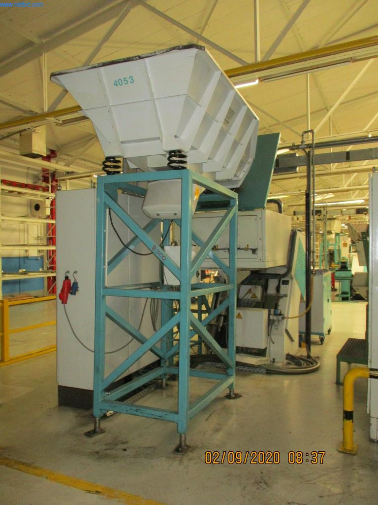 Máquinas para la fabricación de tornillos, pernos y elementos de fijación-3