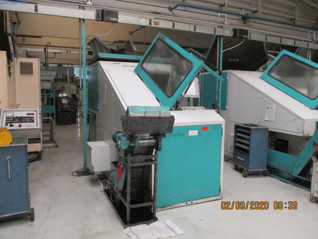 Máquinas para la fabricación de tornillos, pernos y elementos de fijación-2