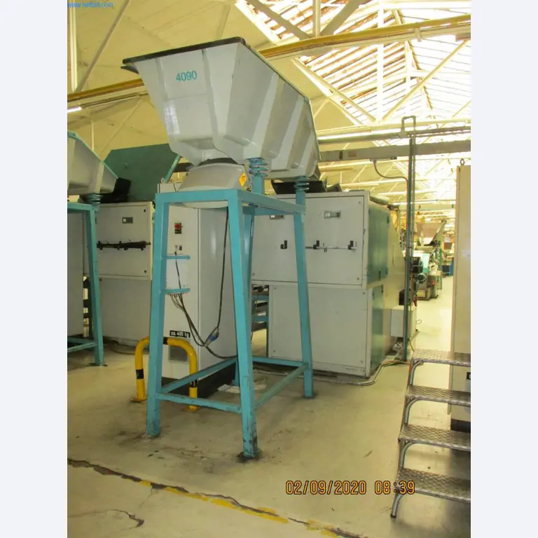 Máquinas para a produção de parafusos, cavilhas e elementos de fixação-3