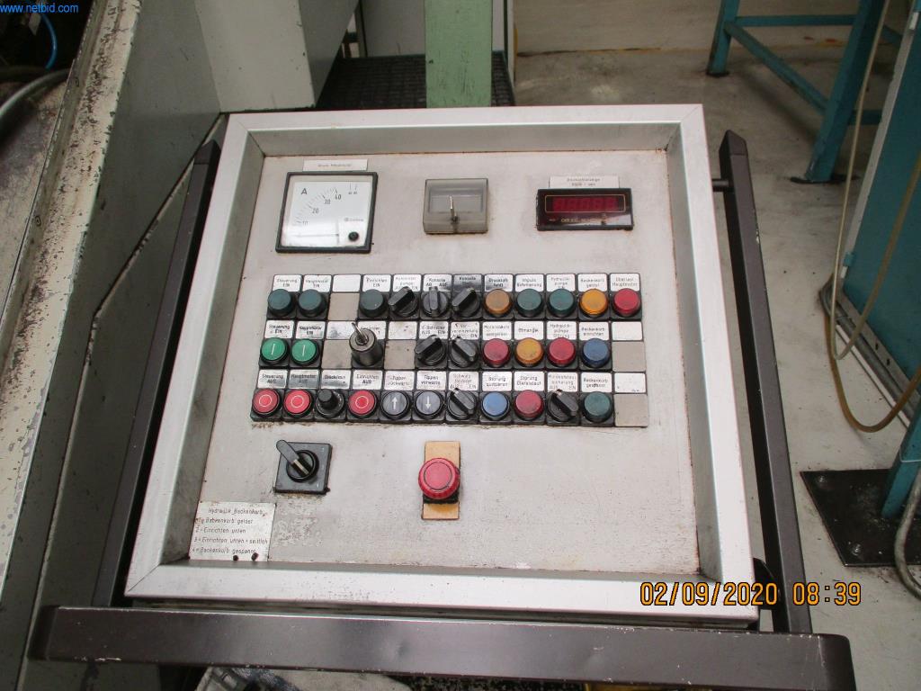 Máquinas para la fabricación de tornillos, pernos y elementos de fijación-5