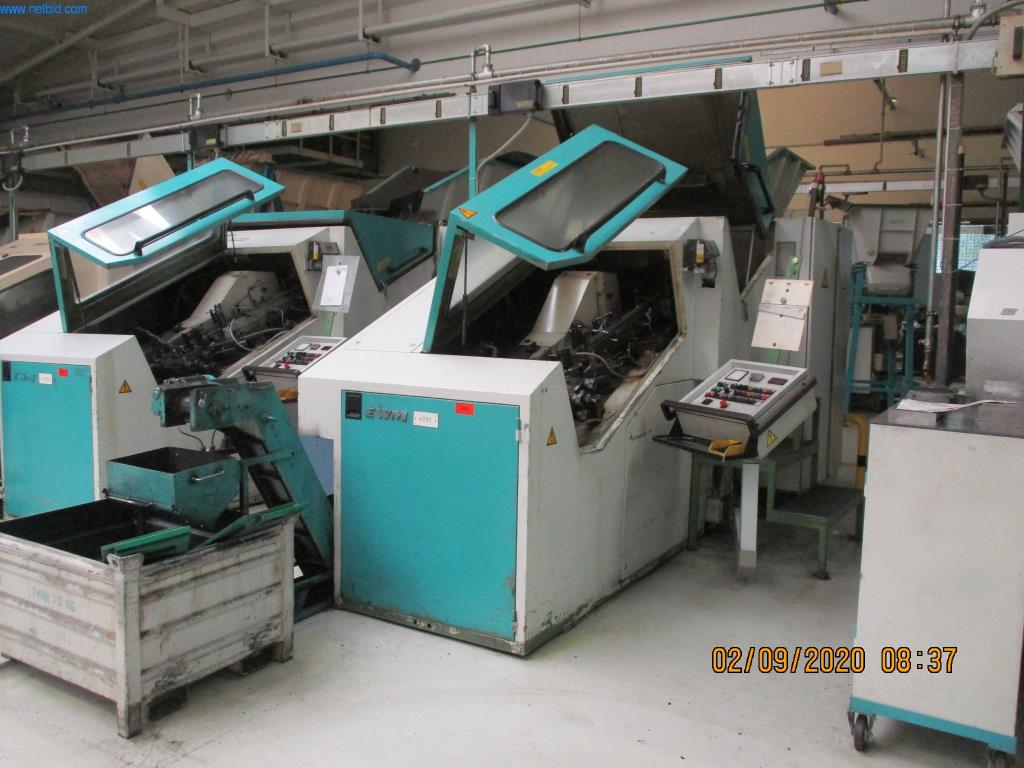 Máquinas para la fabricación de tornillos, pernos y elementos de fijación-1