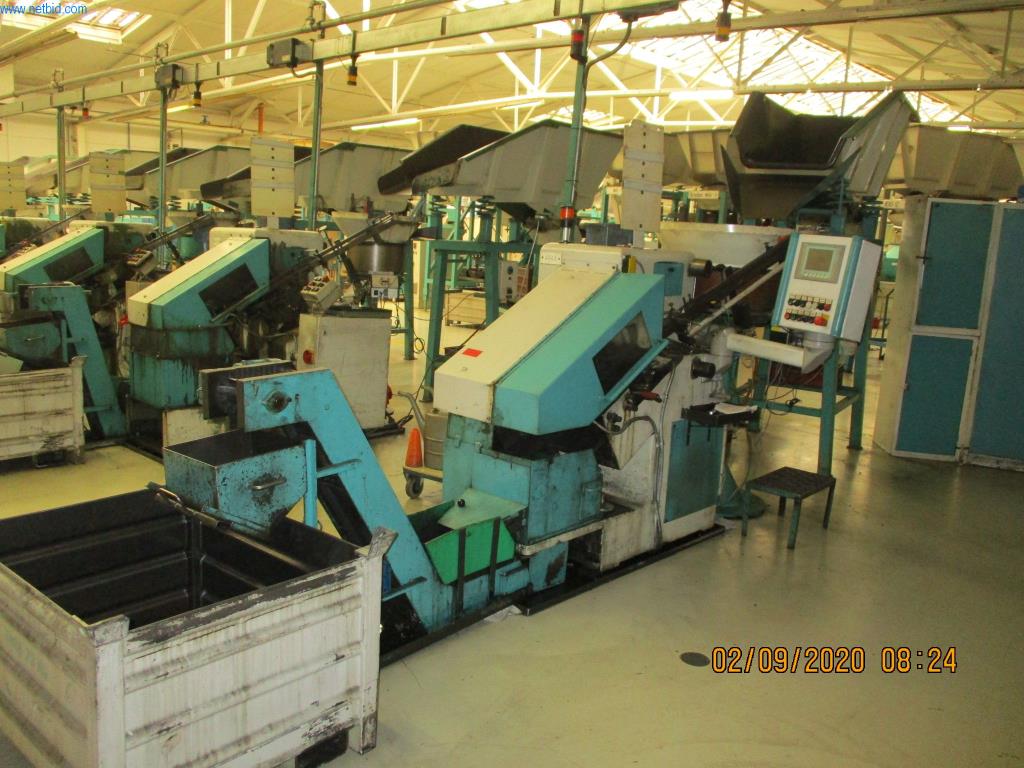 Máquinas para la fabricación de tornillos, pernos y elementos de fijación-2