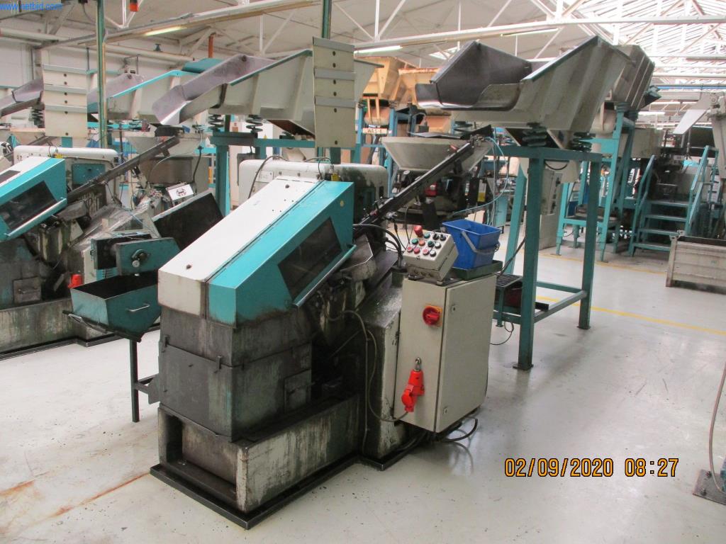 Máquinas para la fabricación de tornillos, pernos y elementos de fijación-2