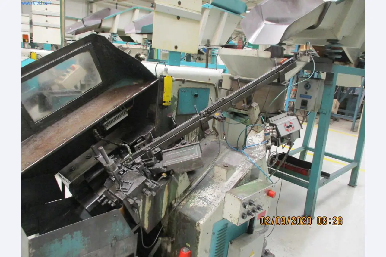 Maschinen zur Herstellung von Schrauben, Bolzen und Befestigungsmitteln-3
