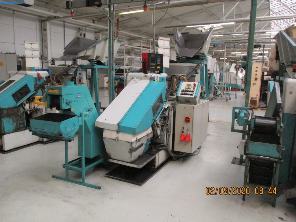 Máquinas para la fabricación de tornillos, pernos y elementos de fijación-2