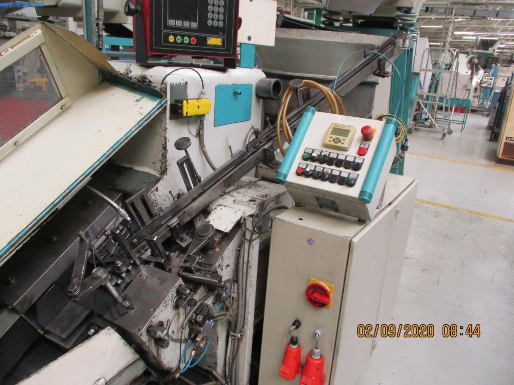 Máquinas para la fabricación de tornillos, pernos y elementos de fijación-3