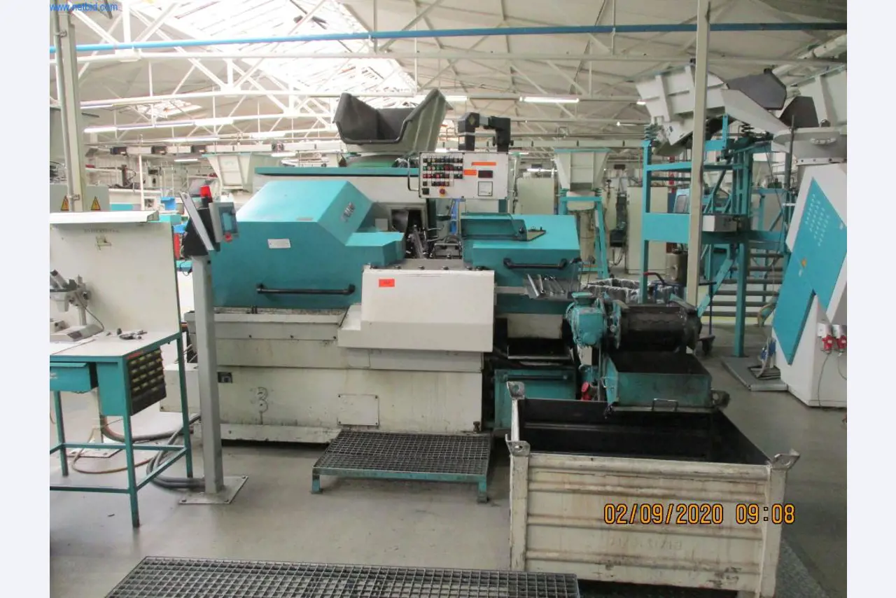 Machines voor de productie van schroeven, bouten en bevestigingsmiddelen-1