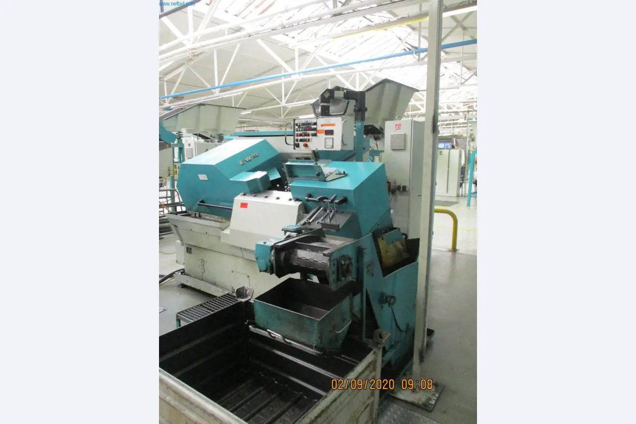 Machines voor de productie van schroeven, bouten en bevestigingsmiddelen-3