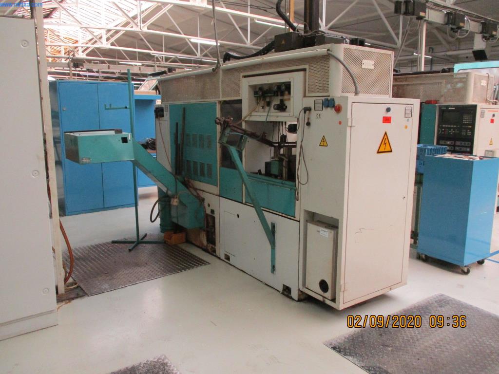 Máquinas para la fabricación de tornillos, pernos y elementos de fijación-2