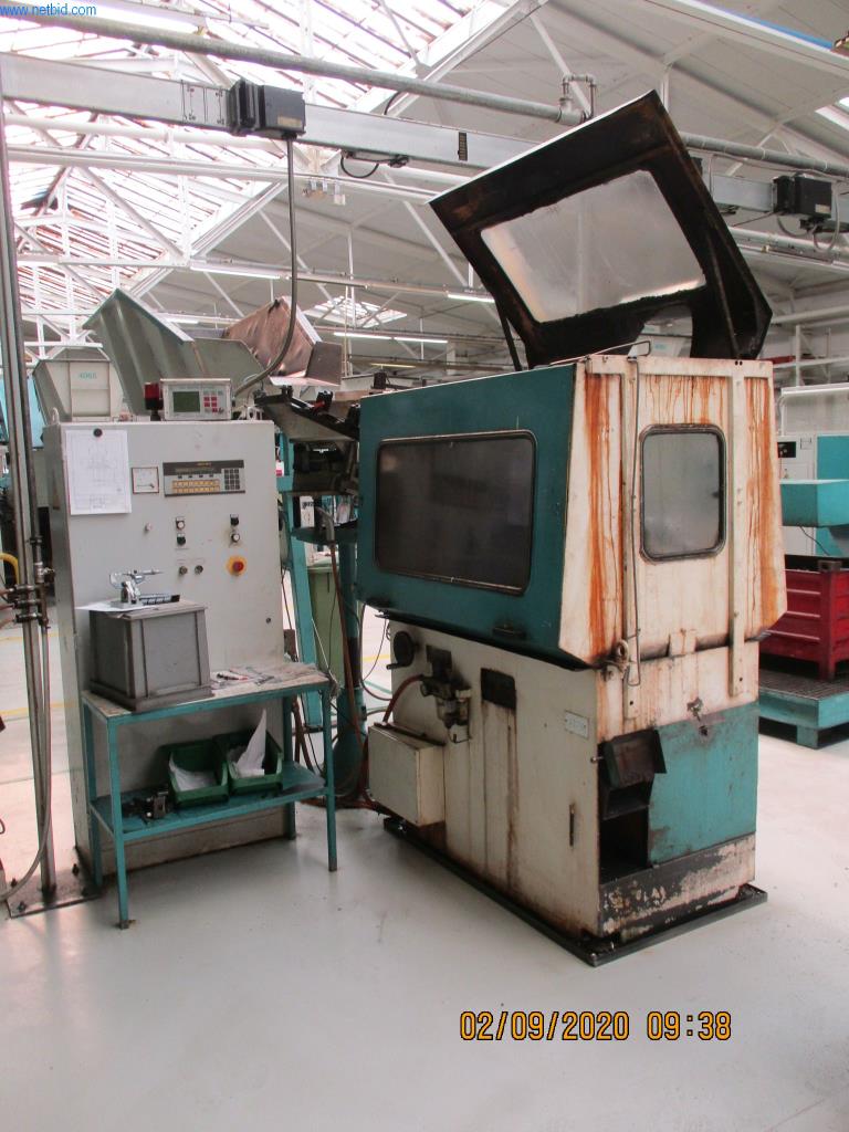 Máquinas para la fabricación de tornillos, pernos y elementos de fijación-3