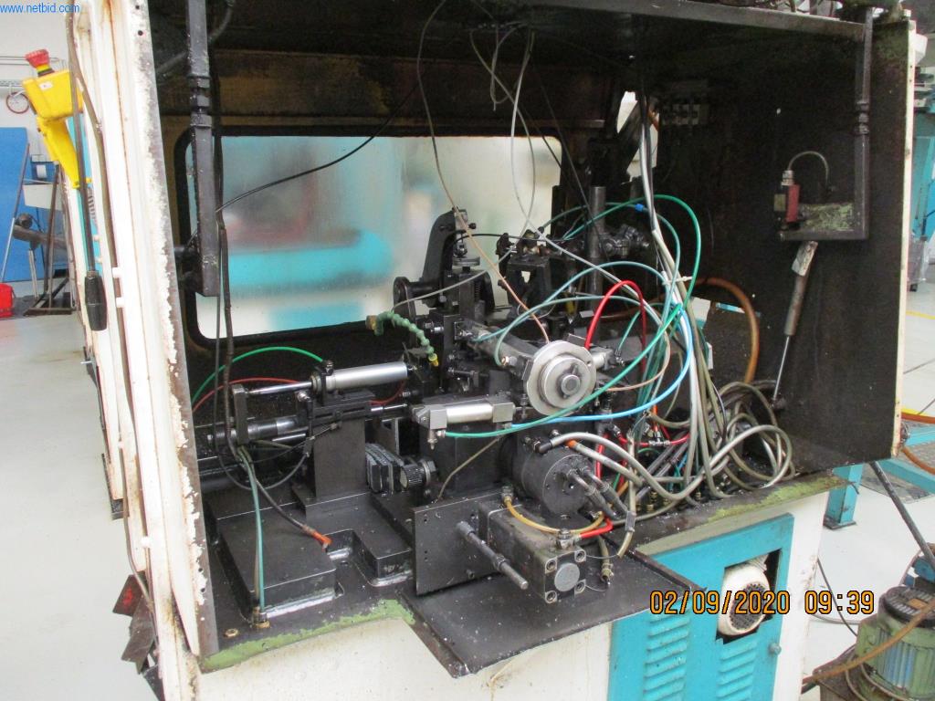 Máquinas para la fabricación de tornillos, pernos y elementos de fijación-3