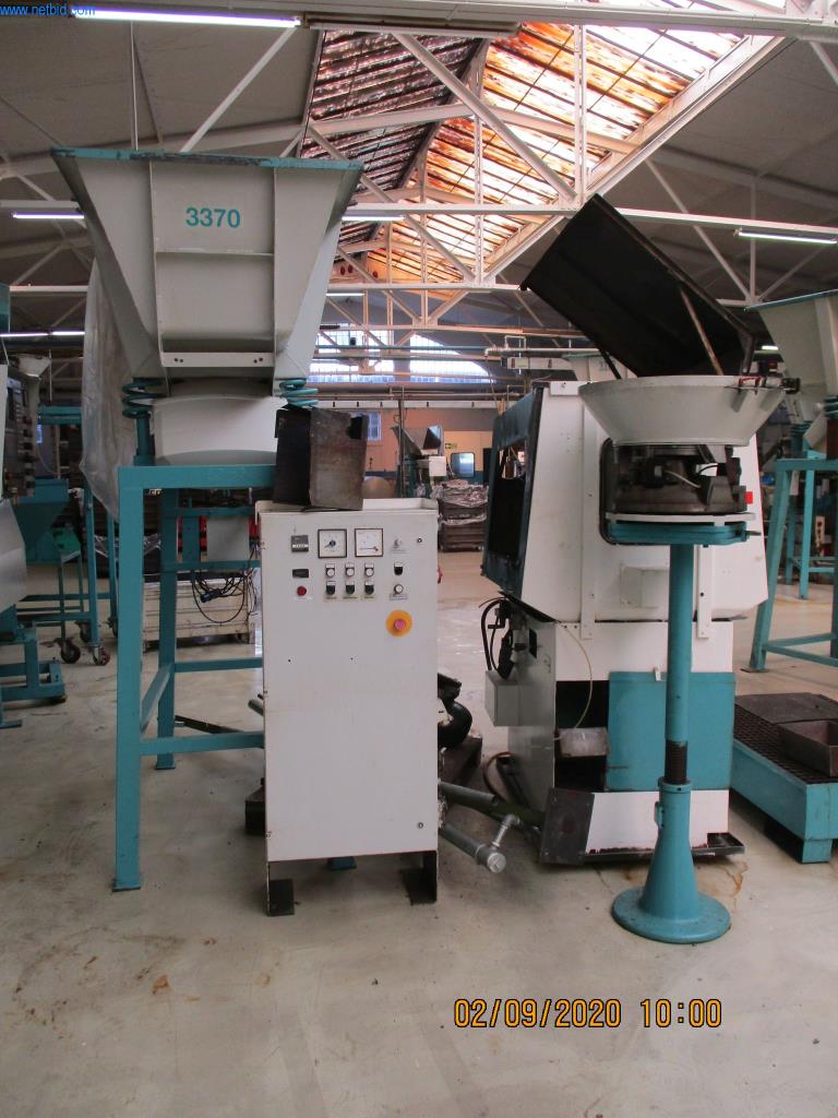 Máquinas para la fabricación de tornillos, pernos y elementos de fijación-3