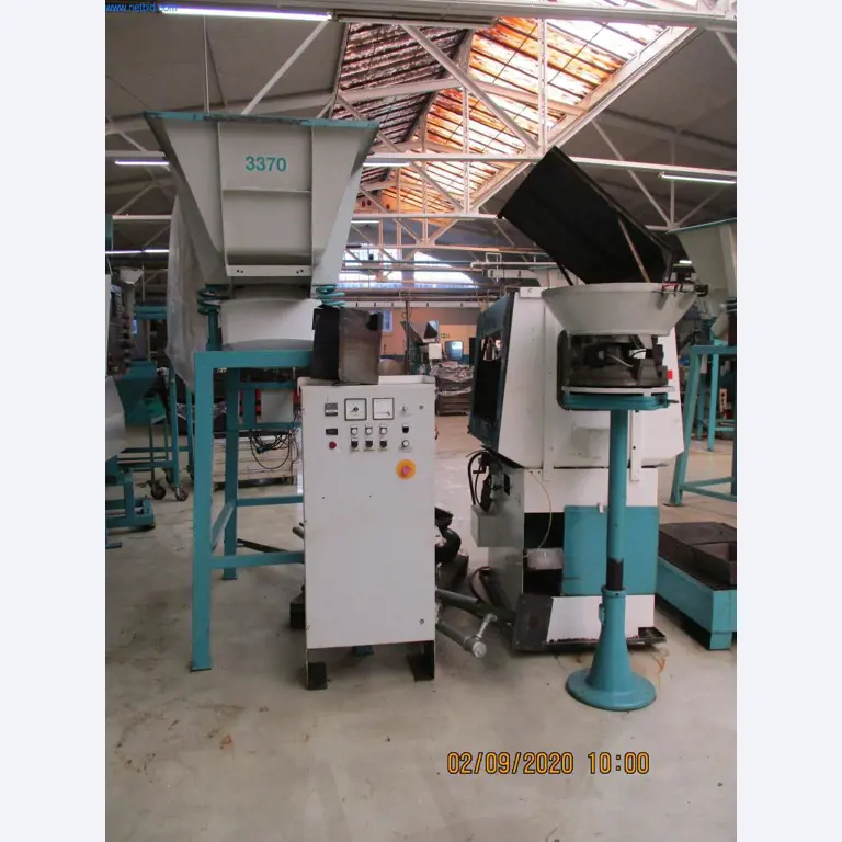 Stroje na výrobu šroubů, svorníků a spojovacího materiálu-3