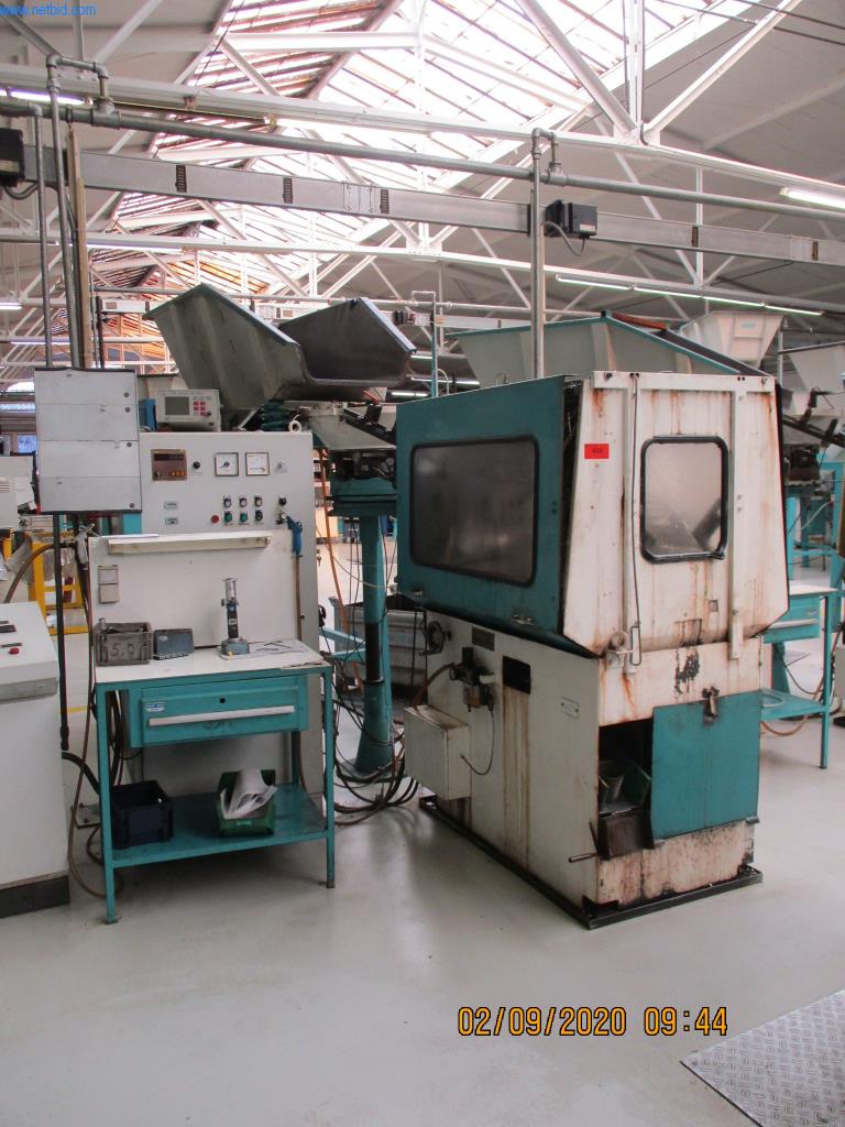 Maszyny do produkcji wkrętów, śrub i elementów złącznych-1