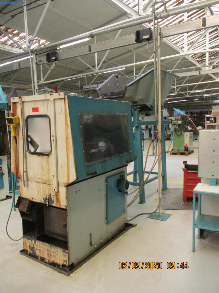 Máquinas para la fabricación de tornillos, pernos y elementos de fijación-2