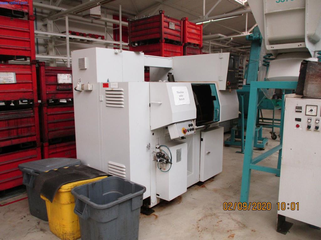 Máquinas para la fabricación de tornillos, pernos y elementos de fijación-1