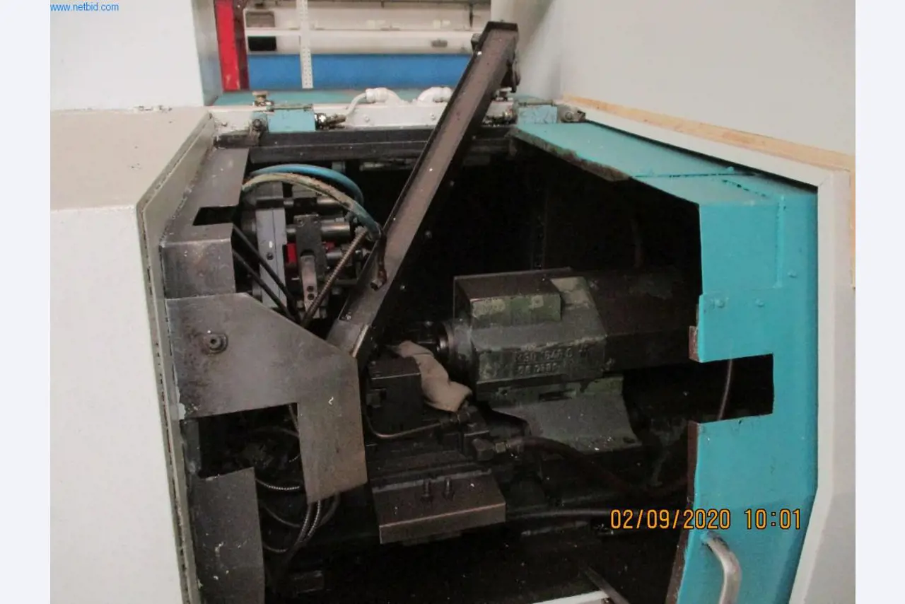 Máquinas para la fabricación de tornillos, pernos y elementos de fijación-2