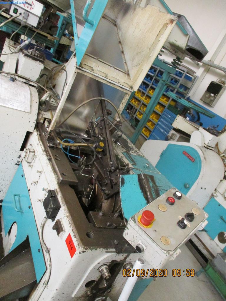 Maszyny do produkcji wkrętów, śrub i elementów złącznych-2