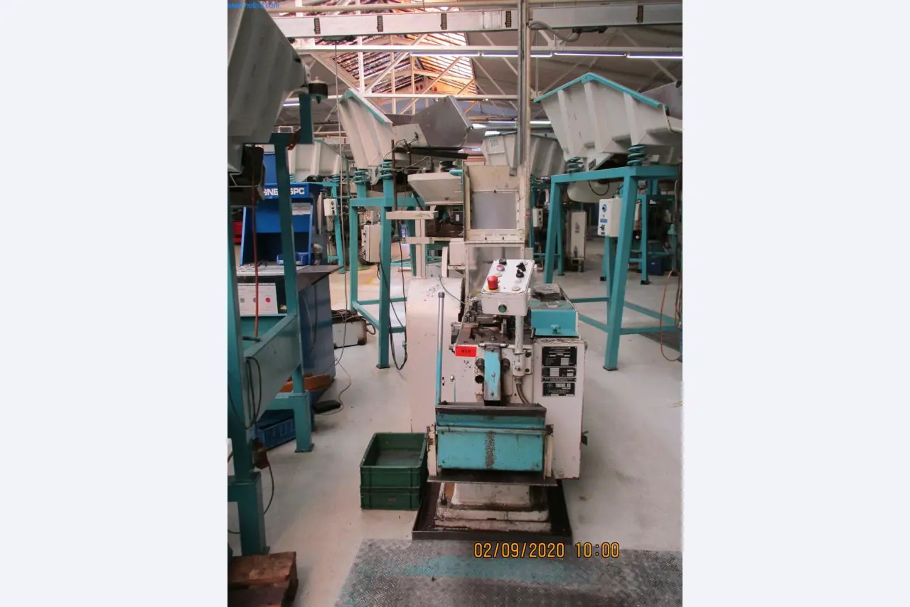 Maschinen zur Herstellung von Schrauben, Bolzen und Befestigungsmitteln-1