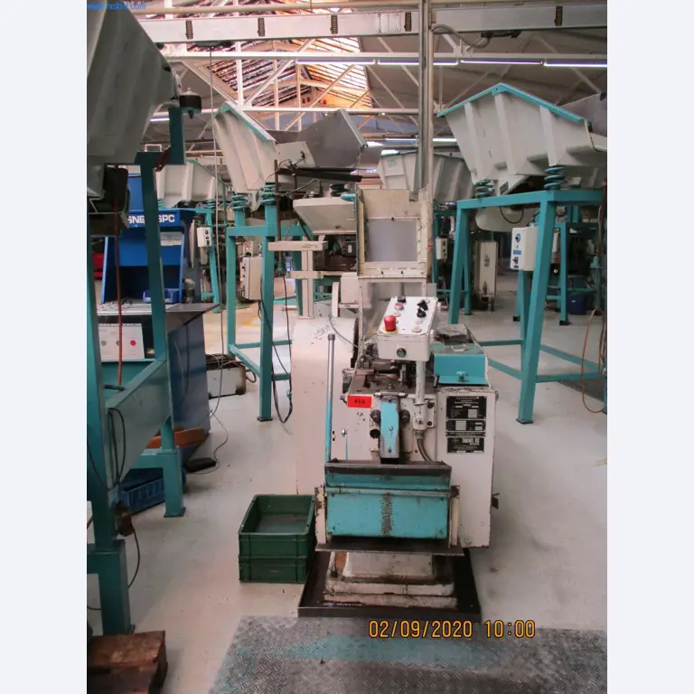 Maschinen zur Herstellung von Schrauben, Bolzen und Befestigungsmitteln-1