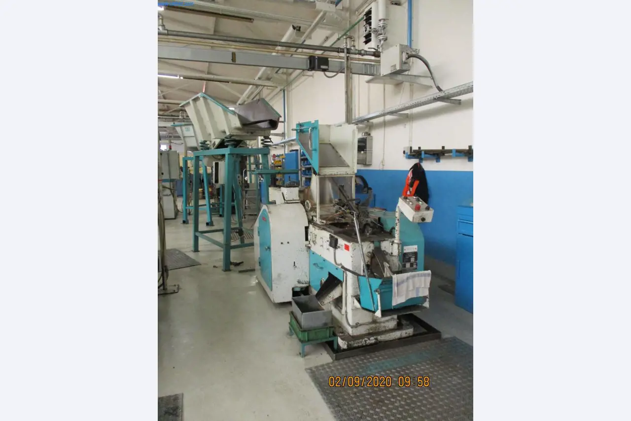 Maschinen zur Herstellung von Schrauben, Bolzen und Befestigungsmitteln-1