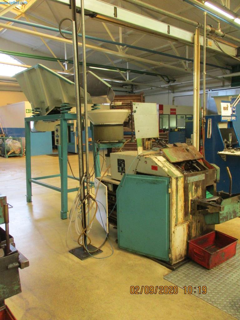 Máquinas para la fabricación de tornillos, pernos y elementos de fijación-2